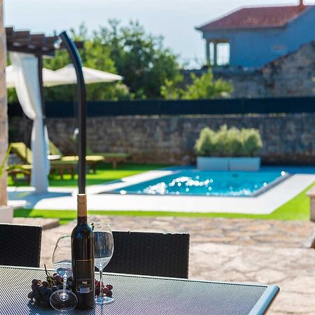 Holiday Home Marcela With Pool Pridraga Esterno foto